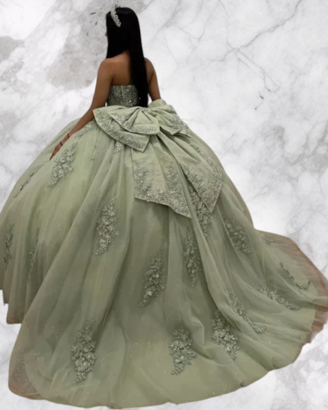 019II808 WEDDING GOWN